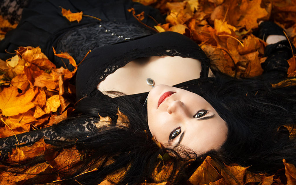 Photoshoot: Gothic Autumn (Original – Ryltha von Felis)