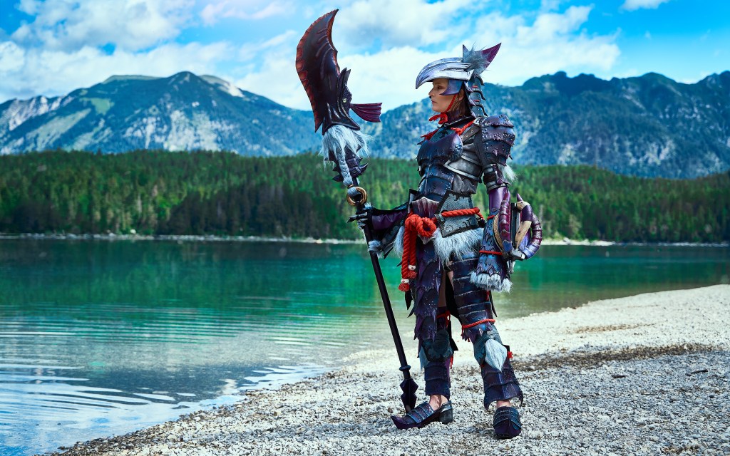 Photoshoot: Huntress, Yian Garuga armor (Monster Hunter World – Lulu)