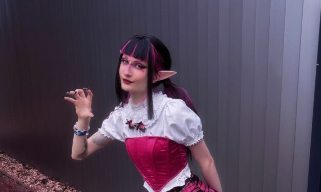 Photoshoot: Akam1to (Monster High – Draculaura)