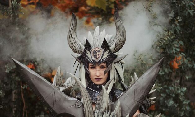 Photoshoot: Reikocakes (Monster Hunter World – Nergigante Armor)