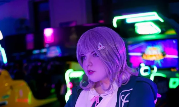 Photoshoot: Murachin (Super Danganronpa 2: Goodybe Despair – Nanami Chiaki)